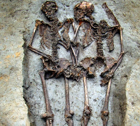 Loving skeletons